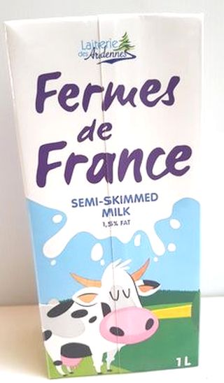 Lait demi- écrémé U.H.T. 1l